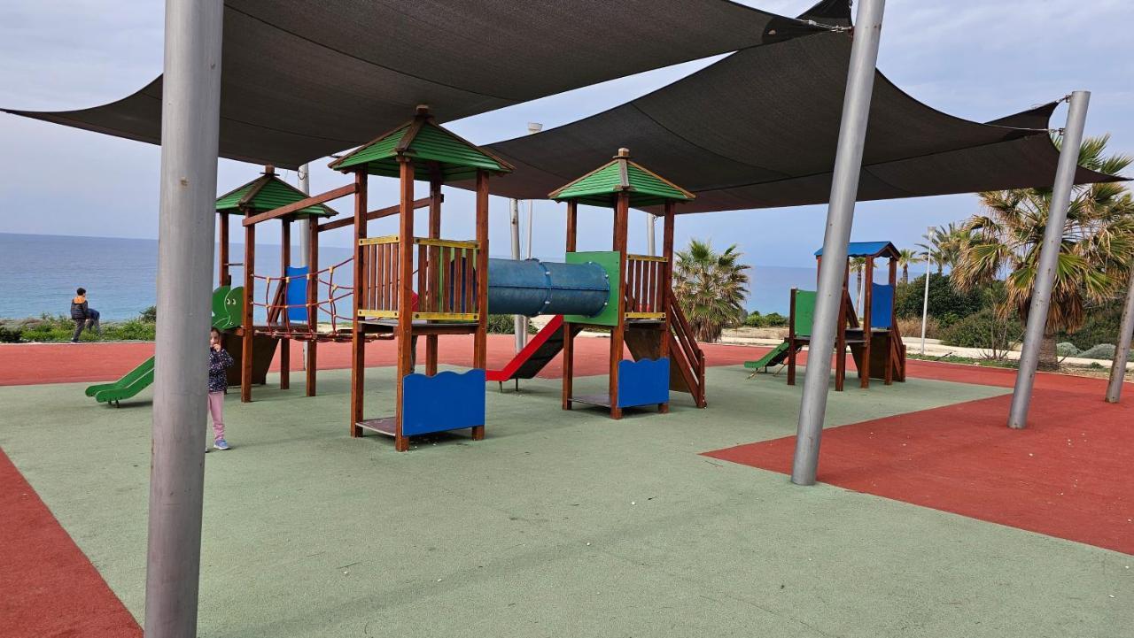 Helios Bay Hotel And Suites Klorakas المظهر الخارجي الصورة