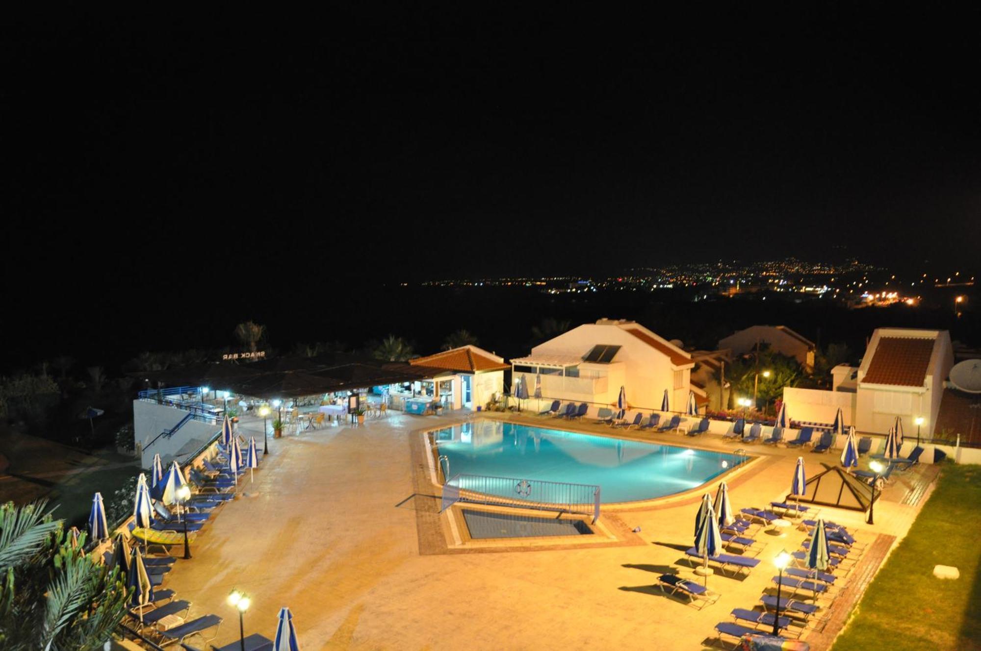Helios Bay Hotel And Suites Klorakas المظهر الخارجي الصورة