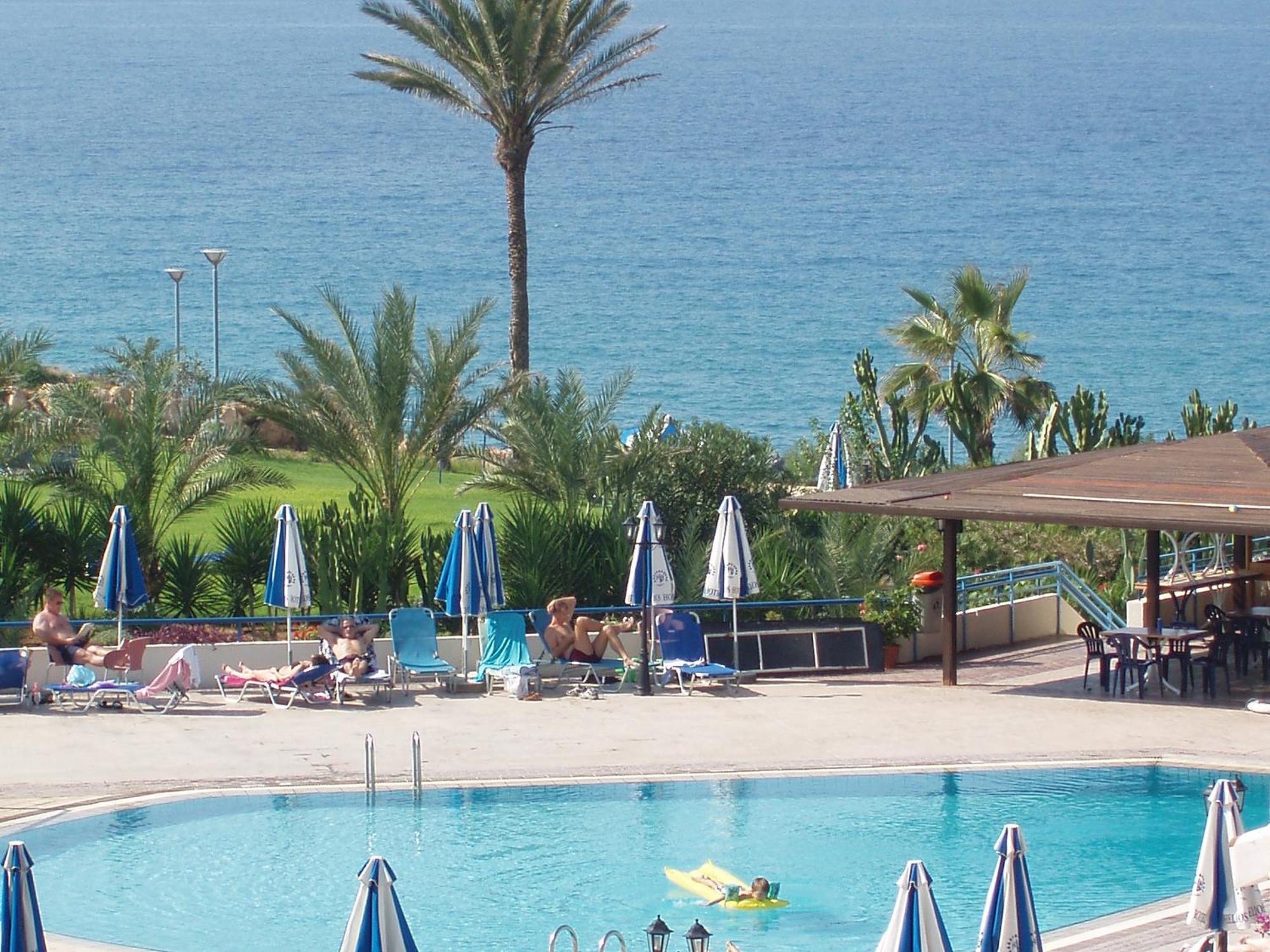 Helios Bay Hotel And Suites Klorakas المظهر الخارجي الصورة