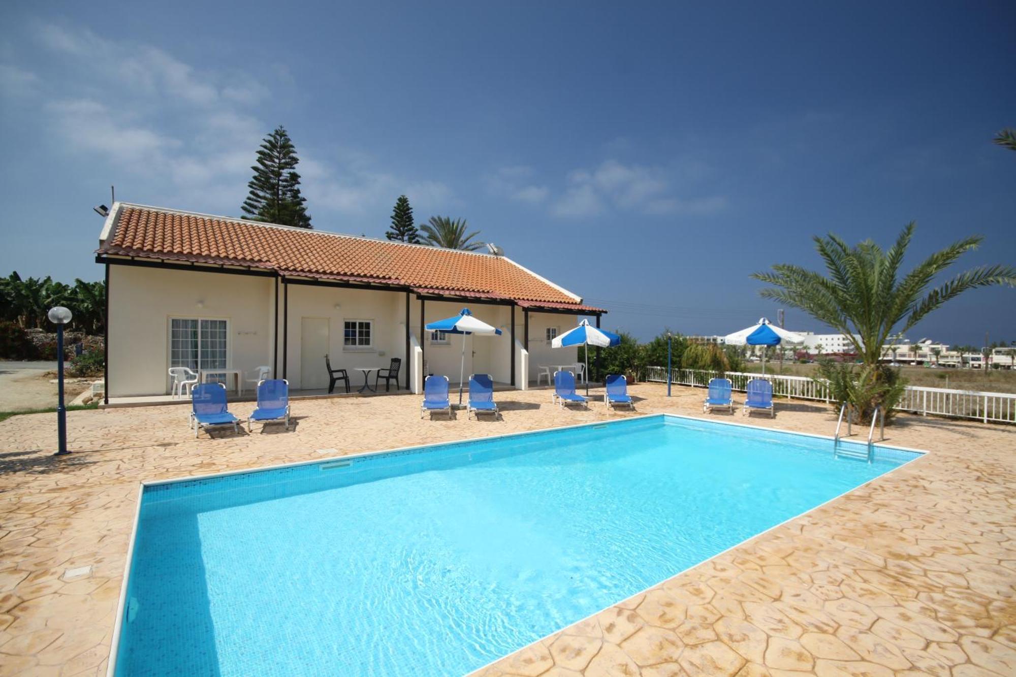 Helios Bay Hotel And Suites Klorakas المظهر الخارجي الصورة