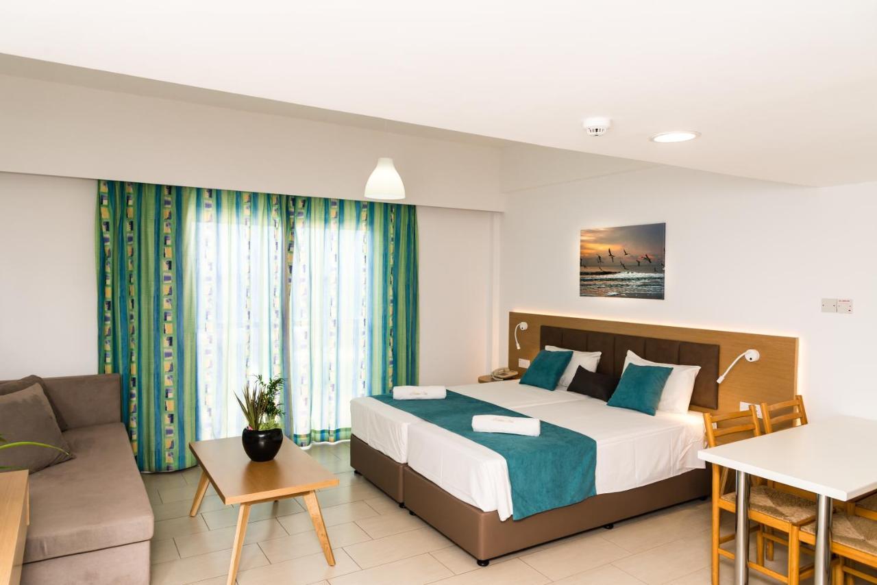 Helios Bay Hotel And Suites Klorakas المظهر الخارجي الصورة